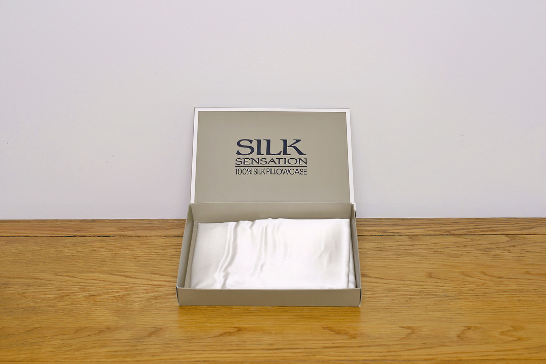 Silk Sensation - Silk Pillowcase - Boxed image 4